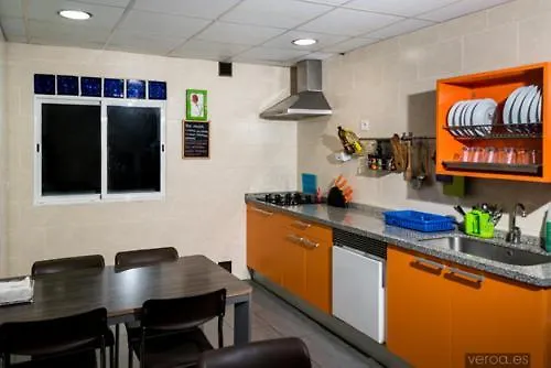 De La Piedra Hostel *